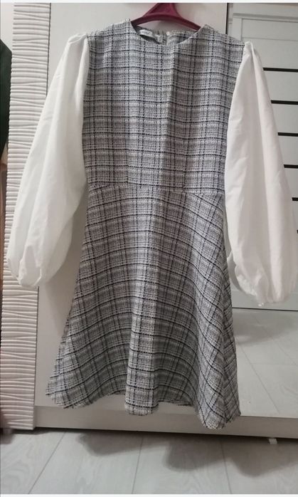 Твидовый платье сост идеальное