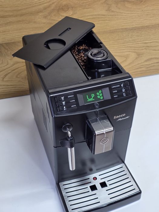 Aparat cafea expresor espressor philips saeco minuto HD8762 cu boabe