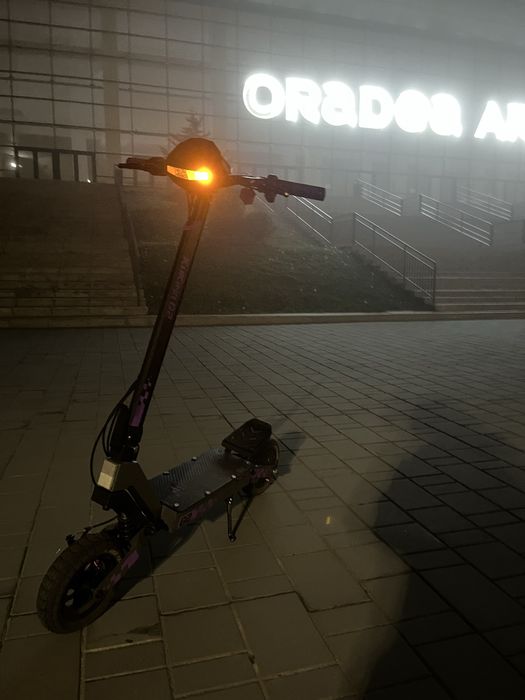 Vand kukirin g2 in stare foarte buna