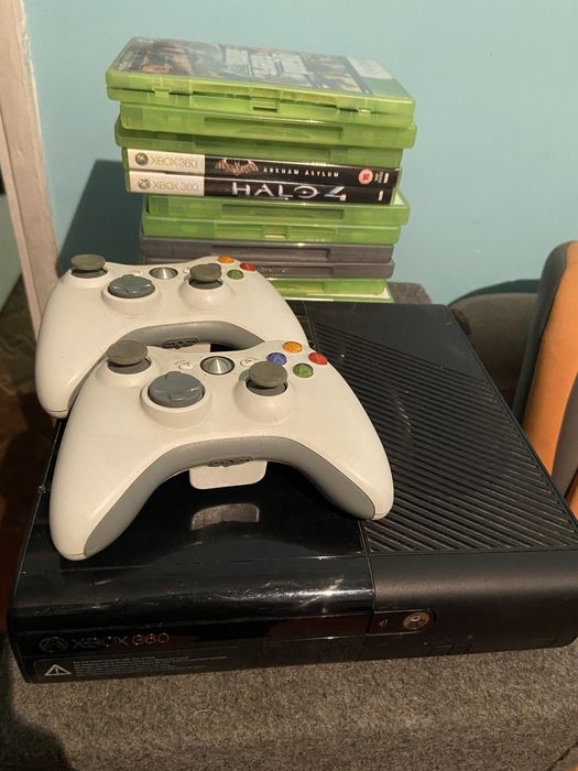 Продам XBox 360 е