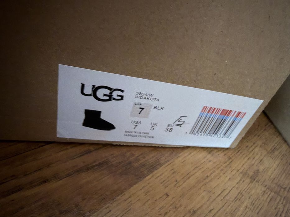 ugg mini negre 39