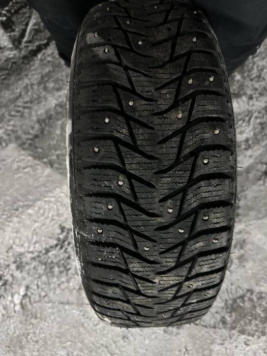 R15 Sailun шипованные шины