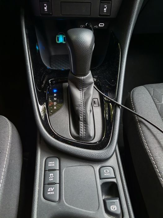 TOYOTA Yaris 2025 — imagine 5