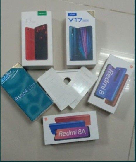 Пустые коробки от телефона всех моделей,