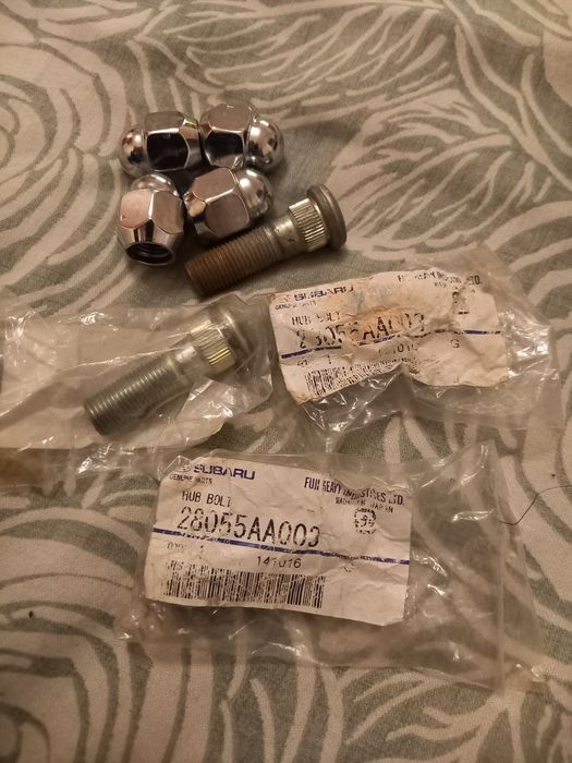 Болт с гайки за главини на Субару