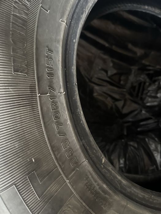 Продам покрышку 265/70 р17 б/у