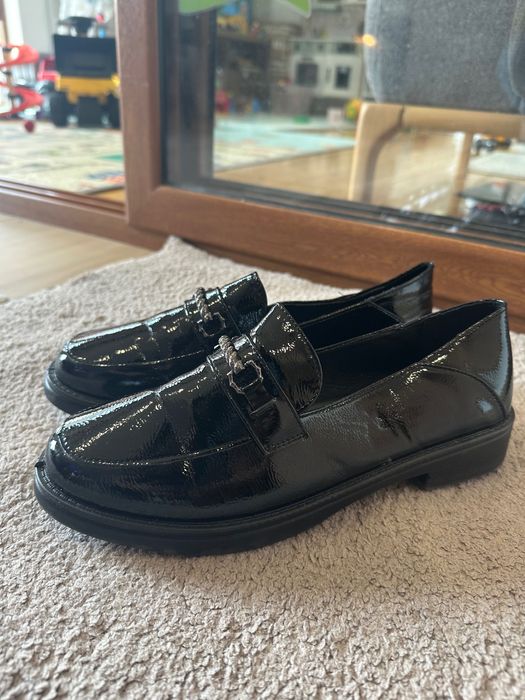 Дамски обувки €6 размер на стелка 26см.