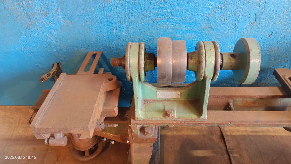 Деревообрабатывающий станок