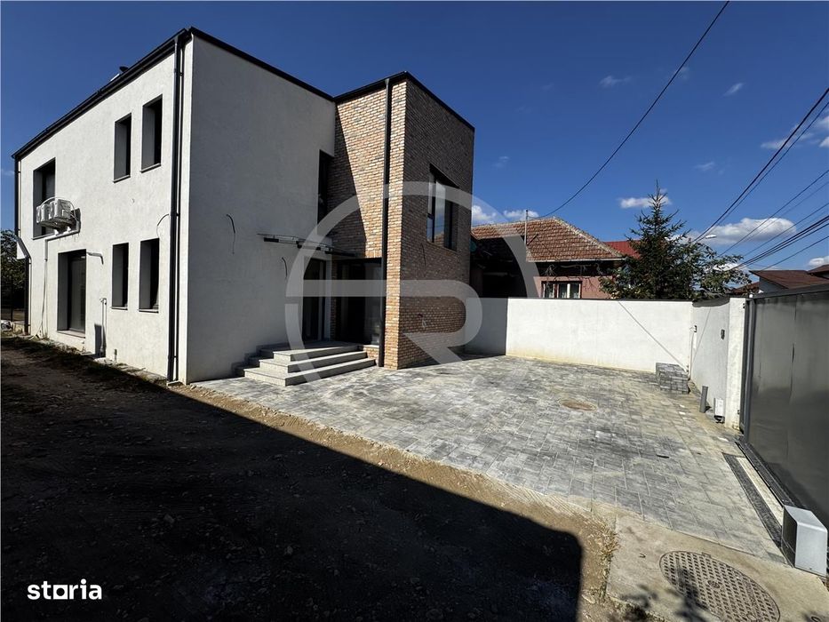 Casa Individuală Parter +Etaj ,166 mp utili, teren 450 mp situata