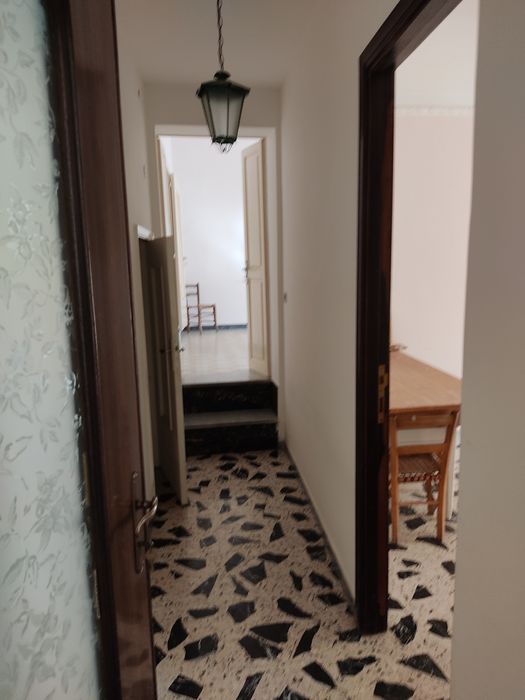 Продавам хубава къща в Лучито-86030, провинция Кампобассо, Италия