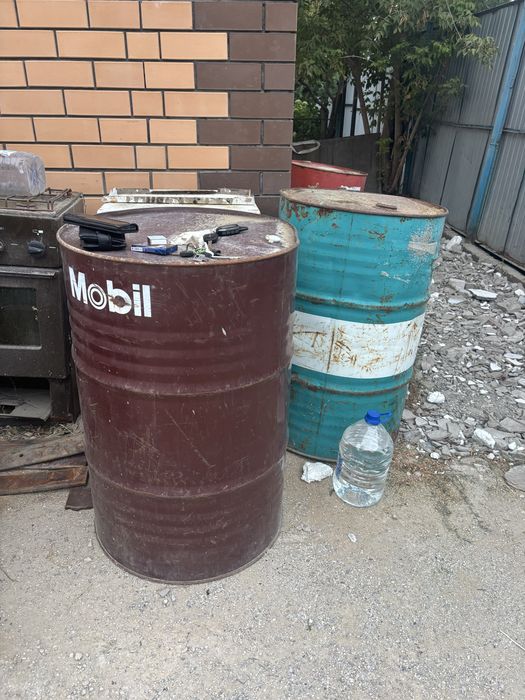Продам бочки …….