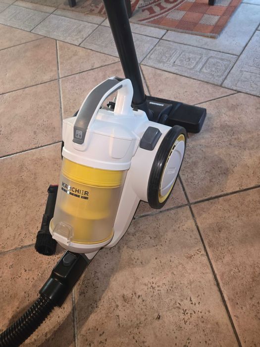 Прахосмукачка Karcher VC 3 premium