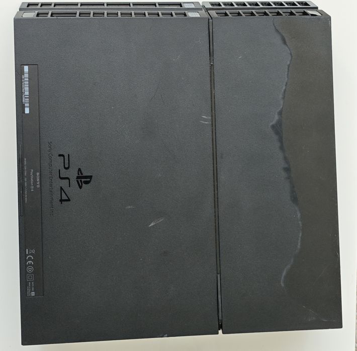 PlayStation 4 FAT  500GB – Пълно обслужване + 2 джойстика
