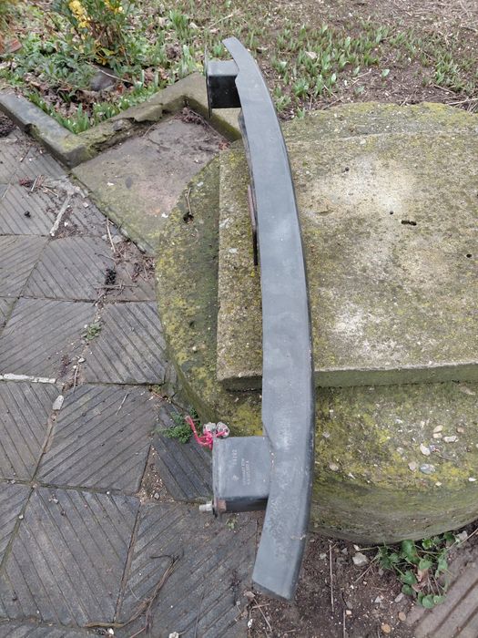 Задна греда от Шкода Октавия 1