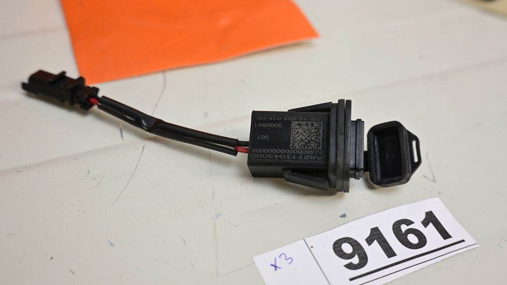 KTM USB C priza 1390 990 Duke  A62711043000