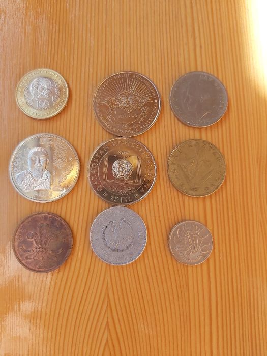 Продам коллекционные монеты