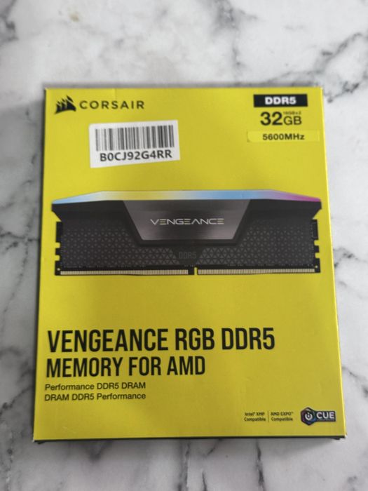 DDR 5 CORSAIR Vengeance RGB 32GB (2 x 16GB)