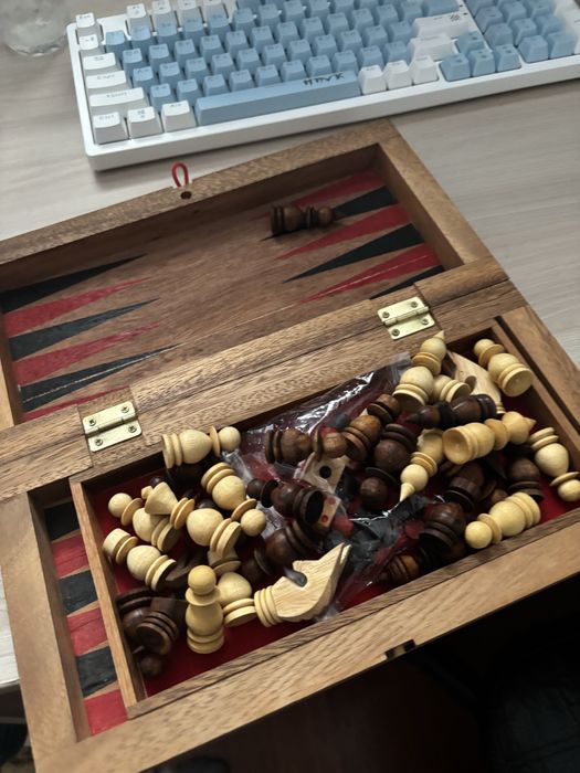 Отдам игрушки  даром