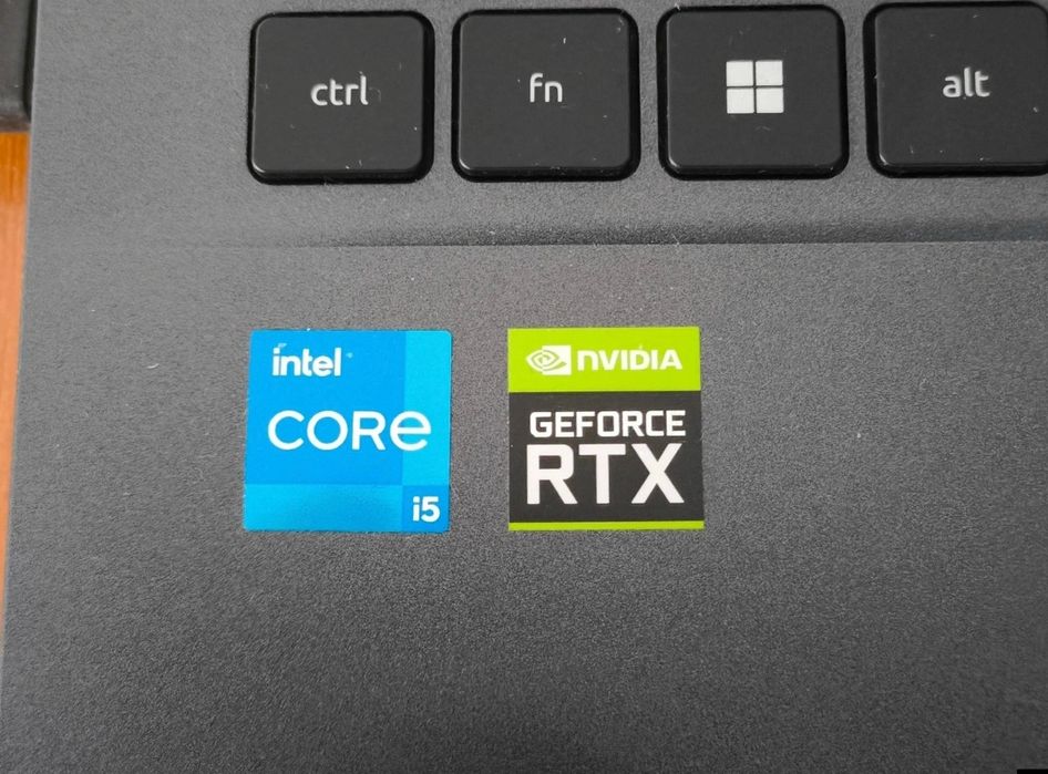 Laptop Gaming RTX 3050Ti 144Hz i5 12th Gen 16 Gb RAM