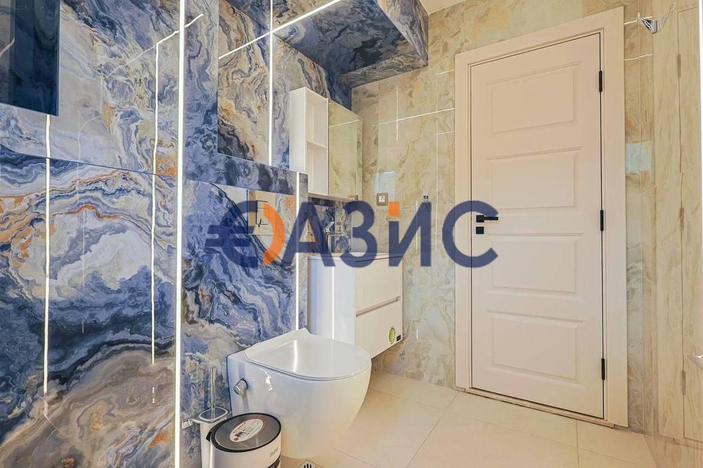 Продава се Тристаен апартамент в к.к. Слънчев бряг - 102 кв.м за 921 €/кв.м - Снимка #12