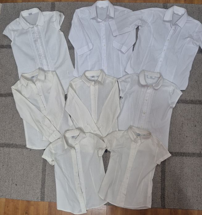 Школьная форма в хорошем состоянии.