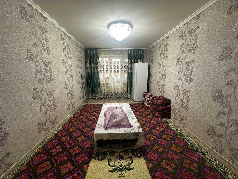 Продам 3-х комнатную  квартиру по пр.Республики!