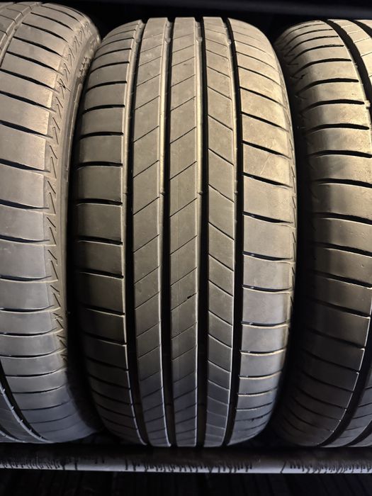 Anvelope 235/55/17 Bridgestone