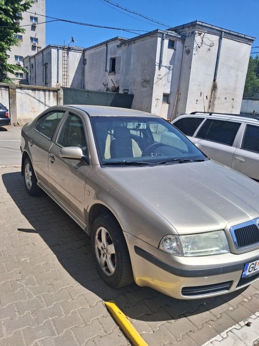 Skoda octavia 2004. 1.6 benzina, 105 cp. 198000km