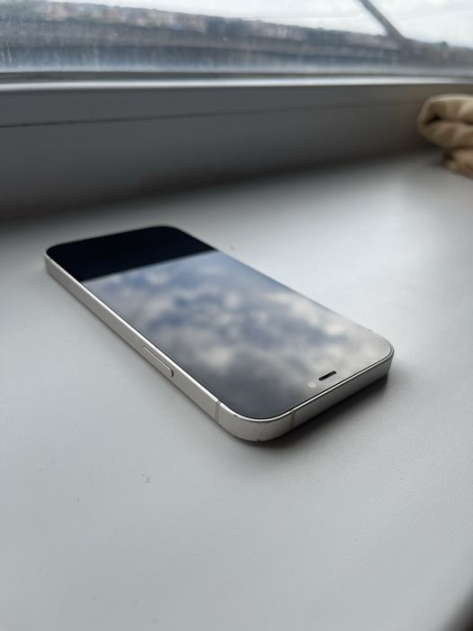 Iphone 12 продам