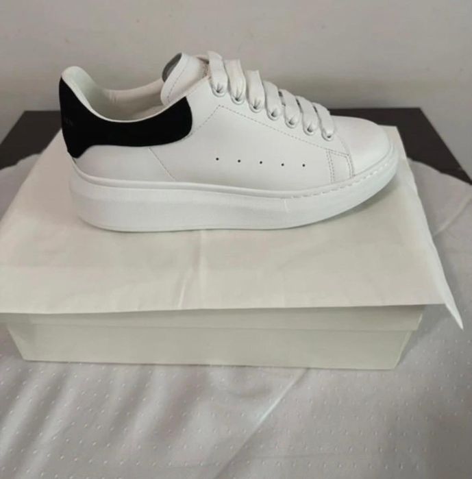 Adidași Alexander McQUEEN la DOAR 249