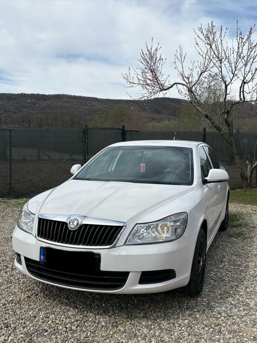 SKODA Octavia 2012