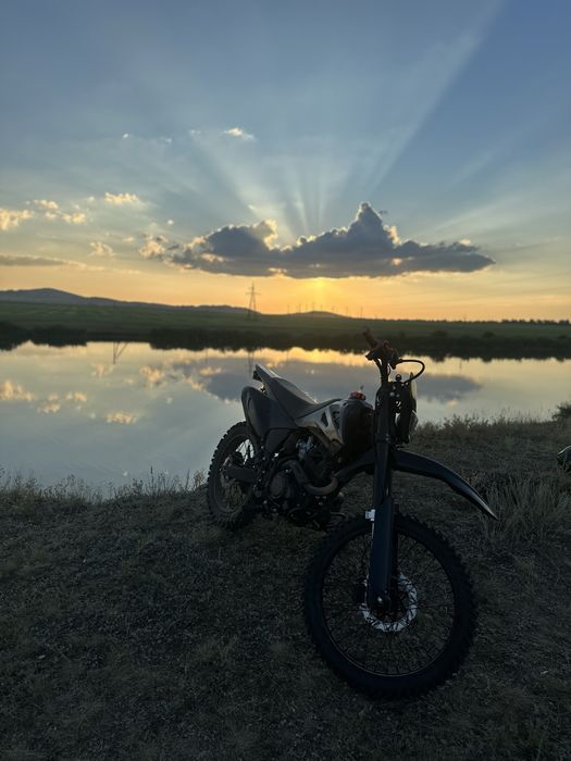 Мотоцикл эндуро