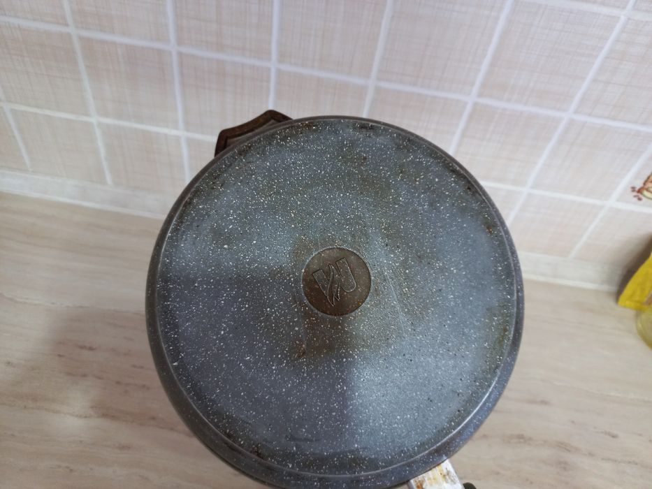 Кастрюли 3, 4 литра