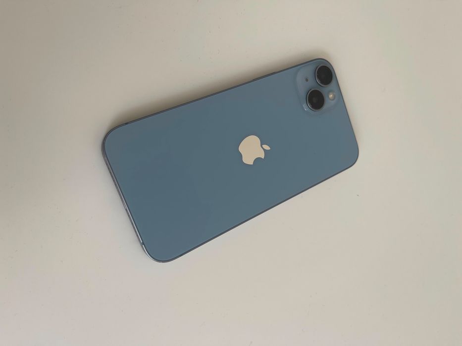 iPhone 14 плюс голубой