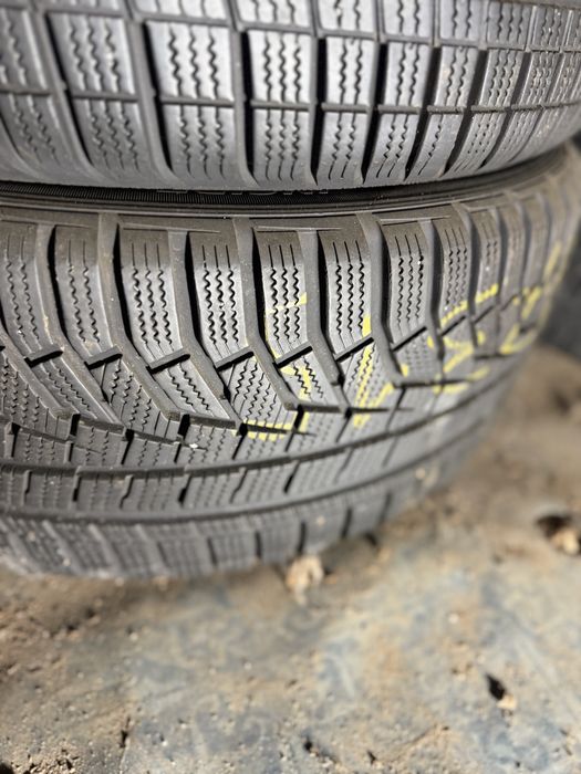 4 anvelope iarnă Hankook Winter i*cept evo2 – 235/45 R18 98V