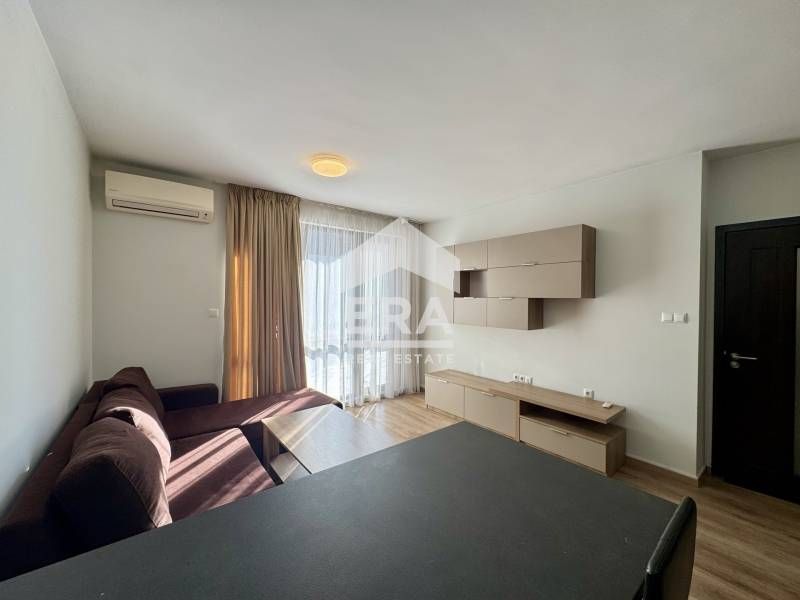 Дава се под наем Тристаен апартамент в Варна, Бриз - 116 кв.м за 747.66 € - Снимка #2