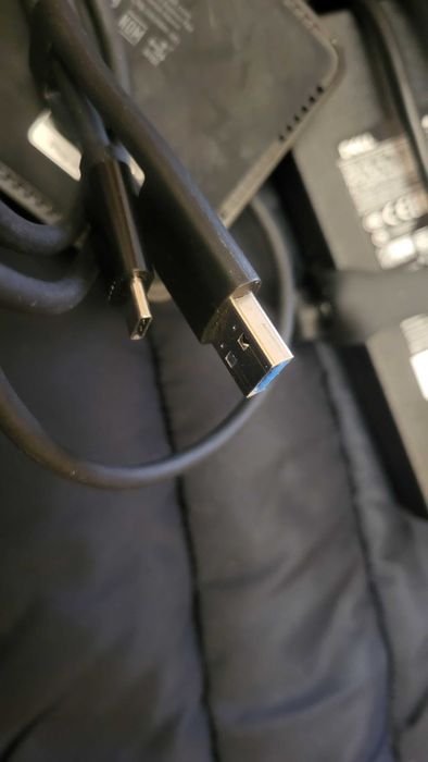 DELL Docking Station D6000  fuctional+incarcator 130W Docking Station