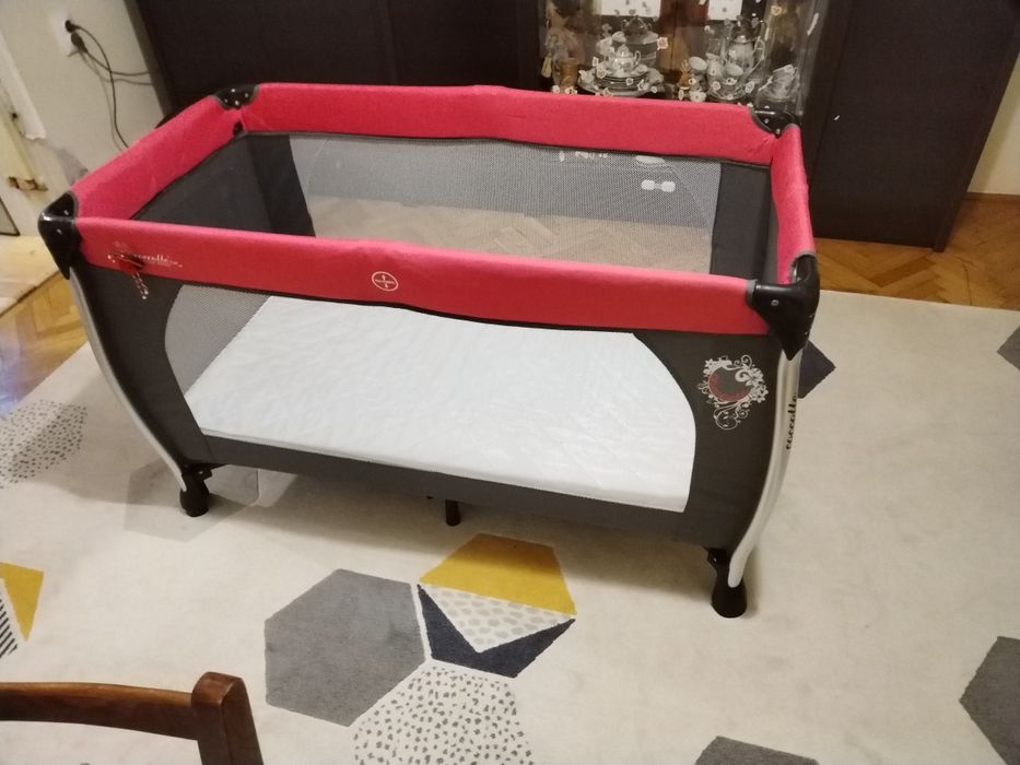 Pat pătuț cu saltea pentru bebeluși stare buna