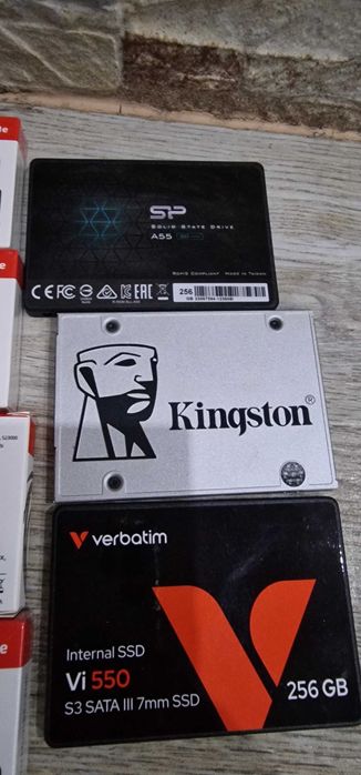 Продавам ssd дискове