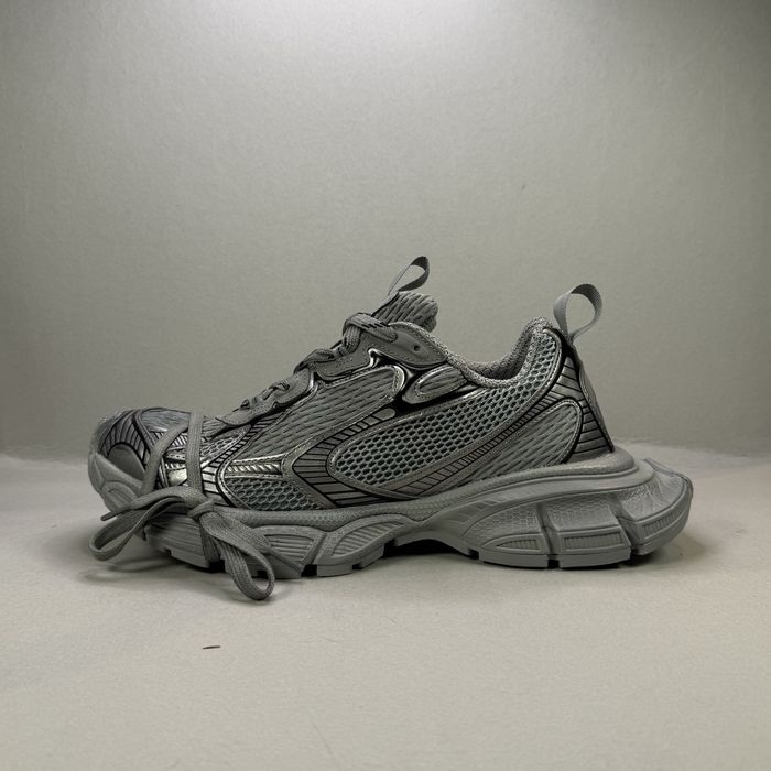 Balenciaga 3XL "Grey And White"! НОВИ!