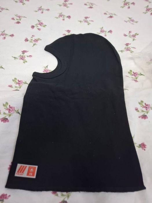 Продам зимнюю маску и перчатки