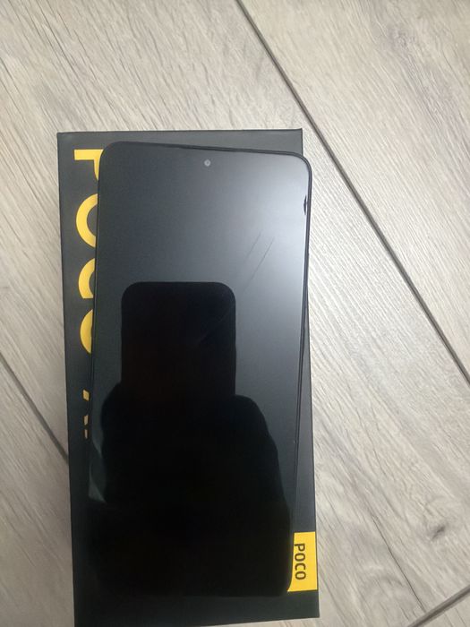 Poco x7pro в комплекте только коробка