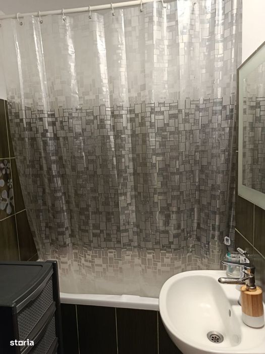 Apartament cu 3 camere de închiriat–Nicolae Titulescu stația de metrou