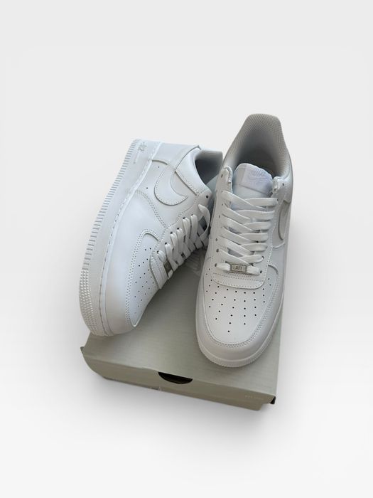 Adidasi/Sneakers Nike Air Force 1 07 Low Marime 42 43