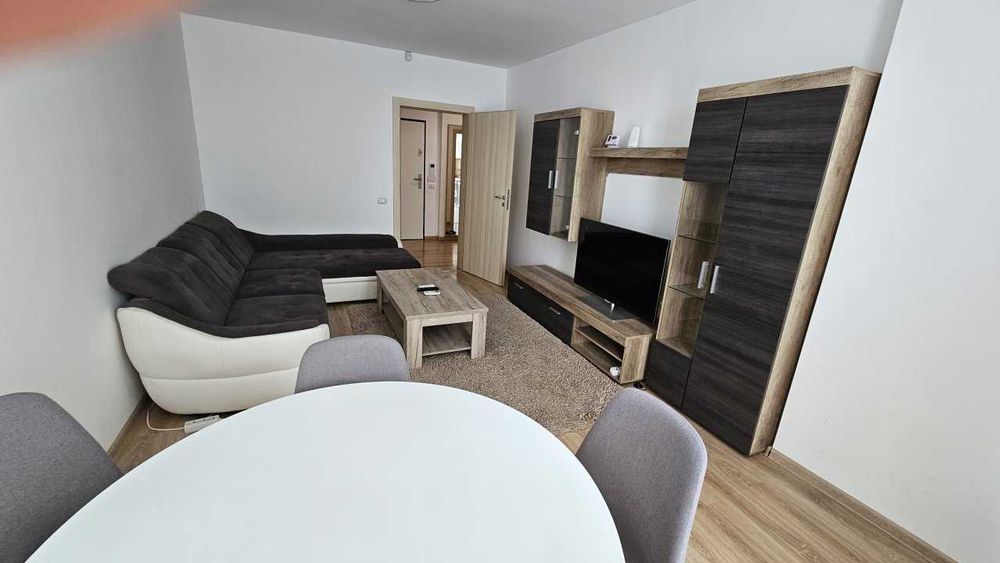Inchiriez apartament - 2 camere + parcare in ansamblul CIty of Mara