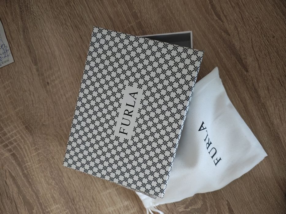 Дамски кожен портфейл Furla Babylon M