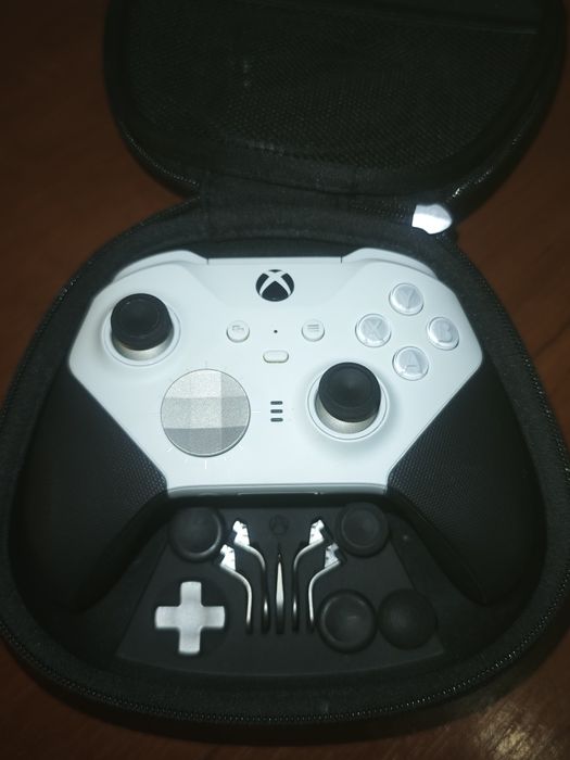 Беспроводной геймпад Xbox Elite Series 2