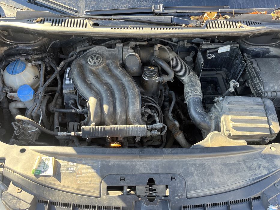 Volkswagen Touran 2.0 ecofuel CNG  109ps НА ЧАСТИ