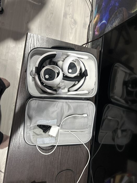 Продаю vr очки meta oculus 2