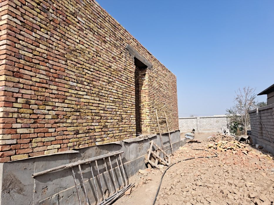 Ховли сотилади термиз химяда